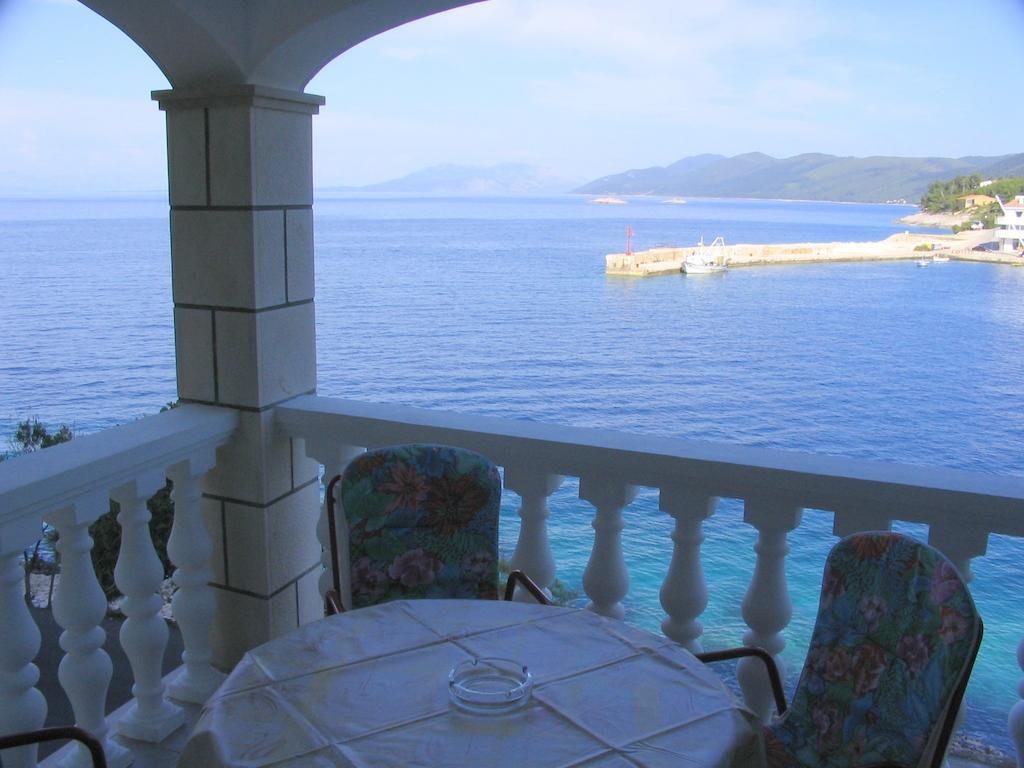 Apartments Gugic بريغراديكا الغرفة الصورة